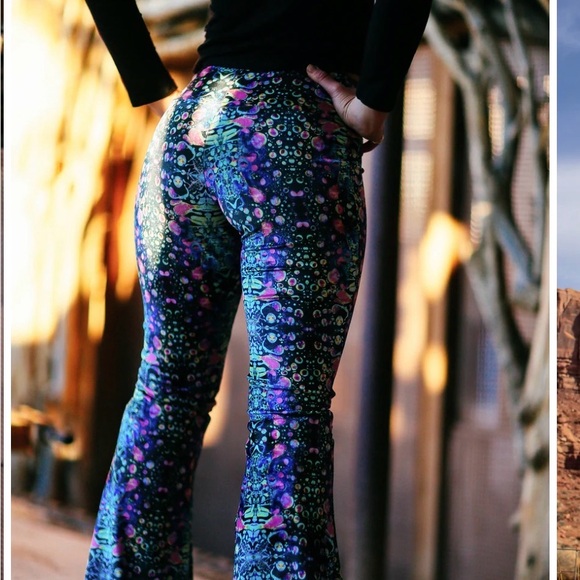 WARRIOR WITHIN Slim Bells Cyan Loquid Light VELVET - Picture 3 of 7